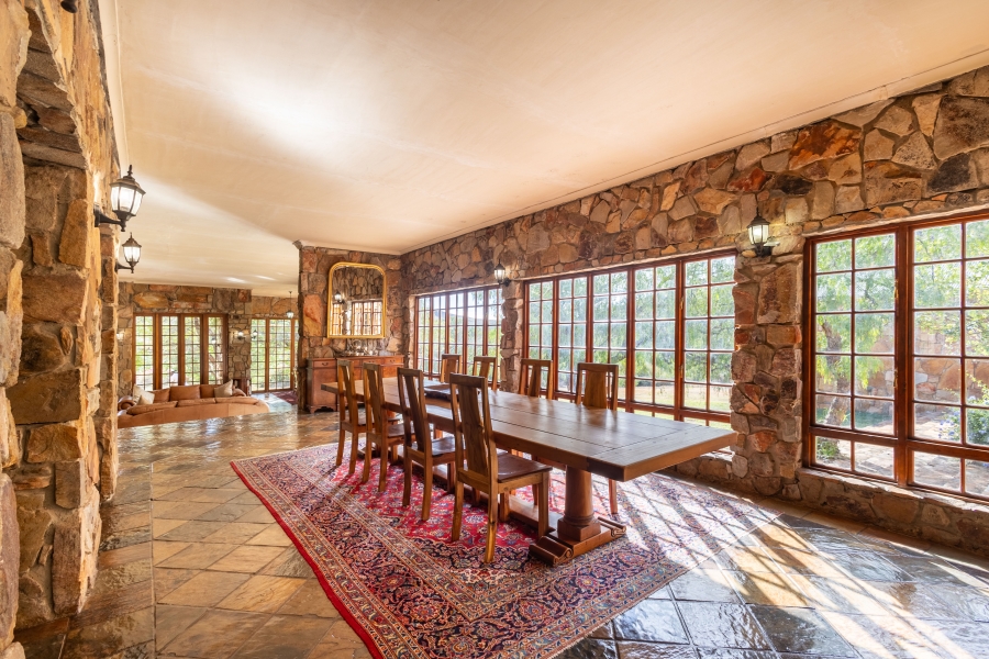 5 Bedroom Property for Sale in Uitenhage Rural Eastern Cape